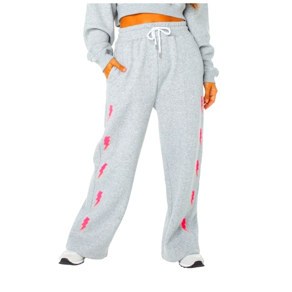 Celebrity Pink Juniors Set w/Sweater and Wide Leg Pants. - Picture 5 of 14